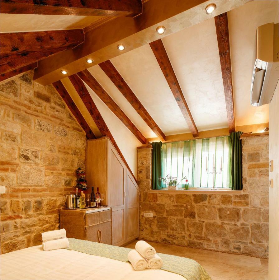 Stone House Luxury Rooms Split Exteriör bild