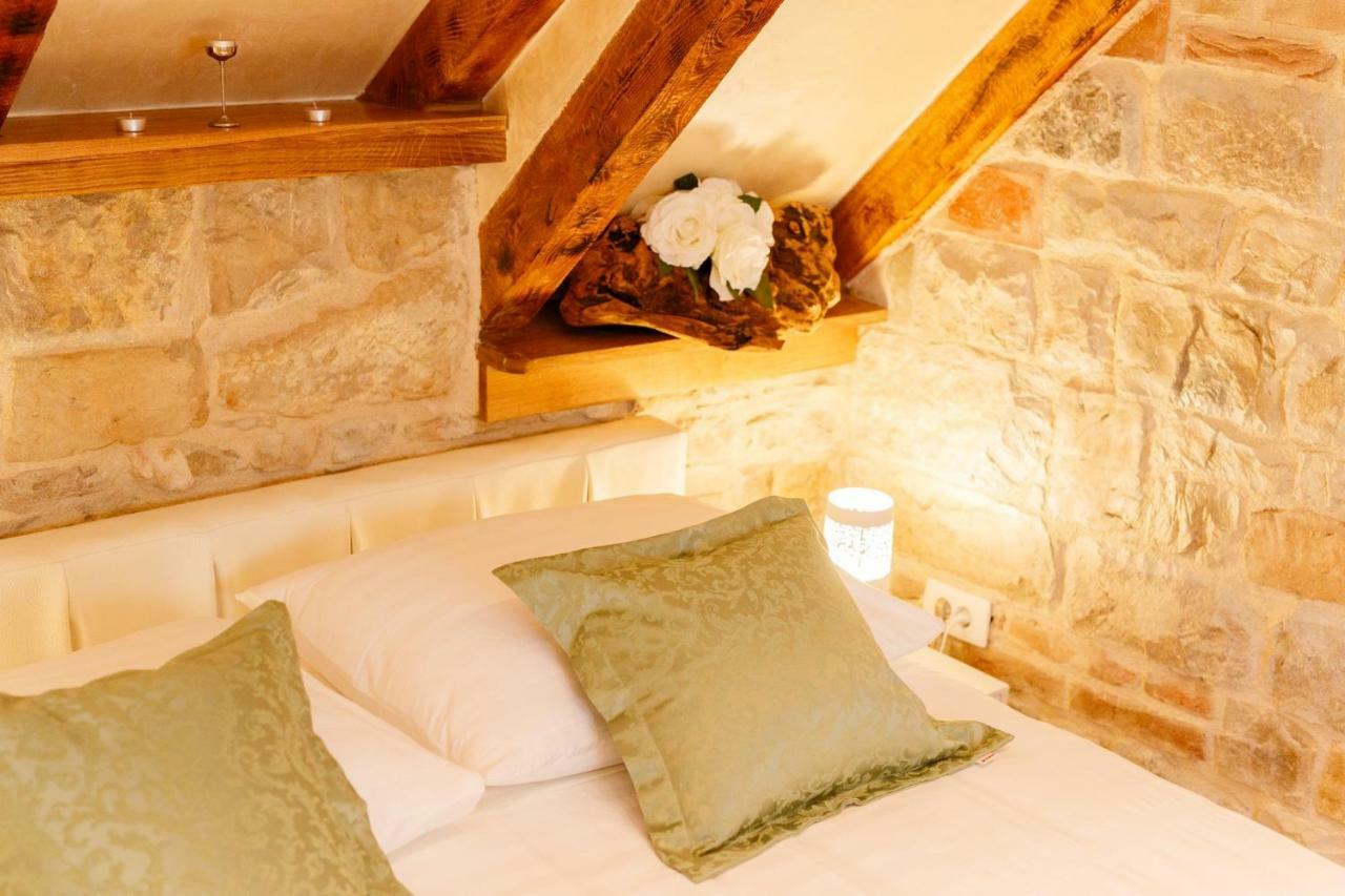 Stone House Luxury Rooms Split Exteriör bild
