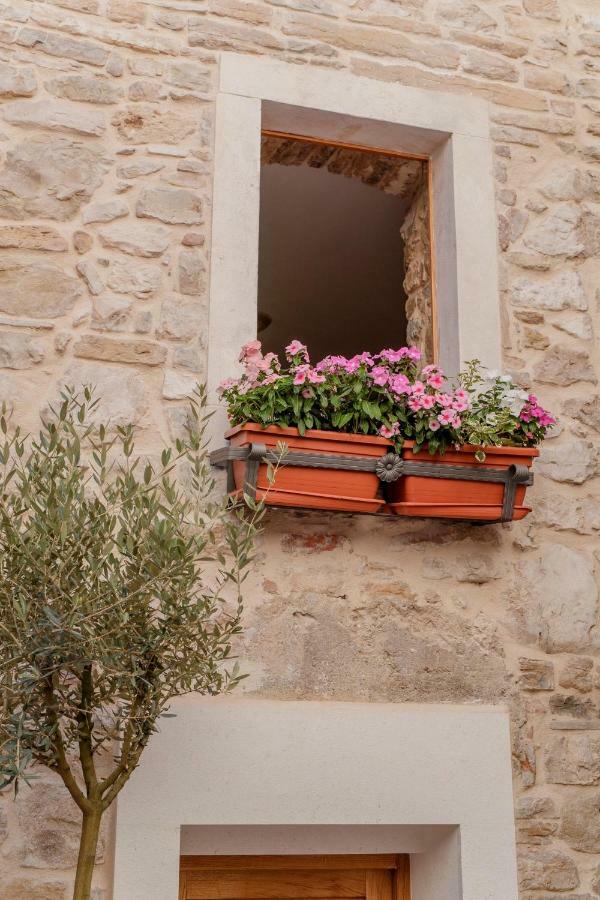 Stone House Luxury Rooms Split Exteriör bild