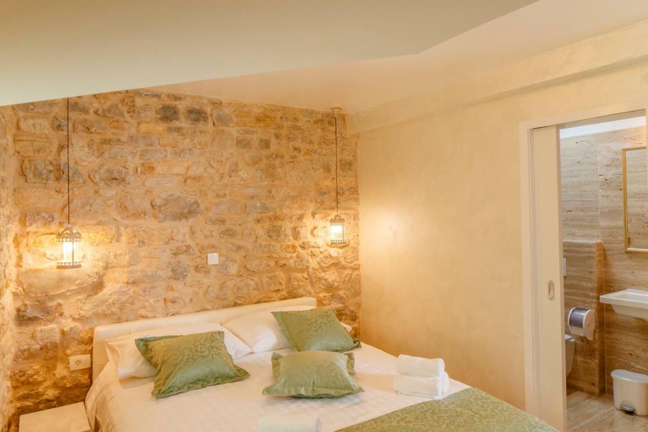 Stone House Luxury Rooms Split Exteriör bild