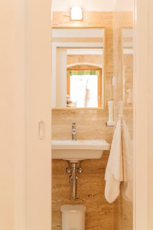 Stone House Luxury Rooms Split Exteriör bild