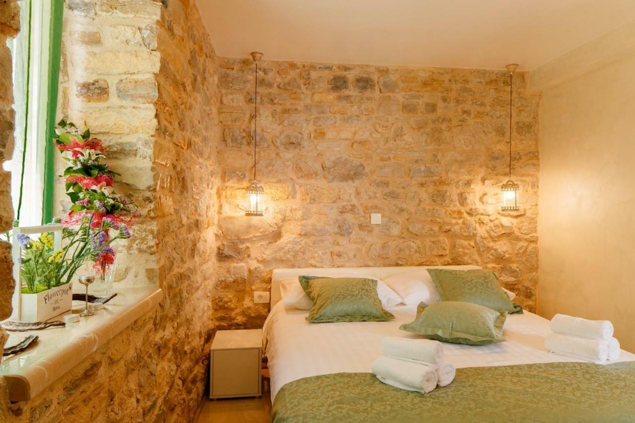 Stone House Luxury Rooms Split Exteriör bild